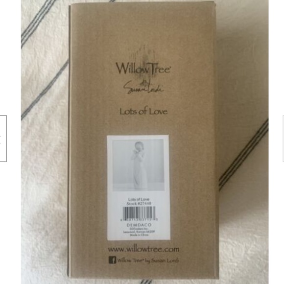 *SOLD* Willow Tree Lots of Love Sculpted Hand-Painted Figurine Susan Lordi NIB - Picture 2 of 2